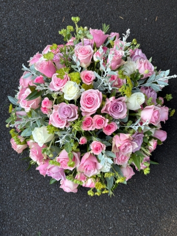 Large posy of mixed roses