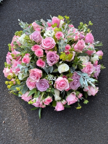Large posy of mixed roses