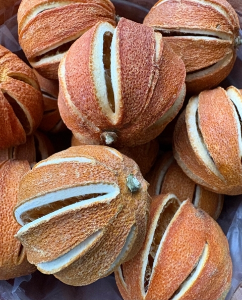 Dried split oranges x3