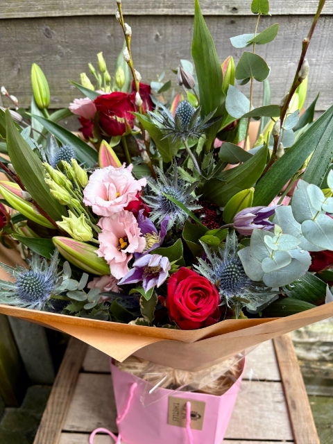 Red roses and Lily Bouquet
